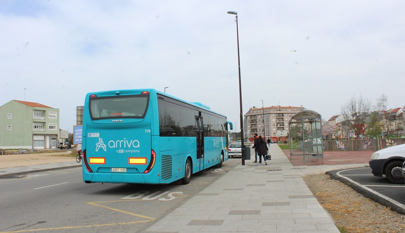 A parada de autobuses non estar operativa ata o martes 6 de abril