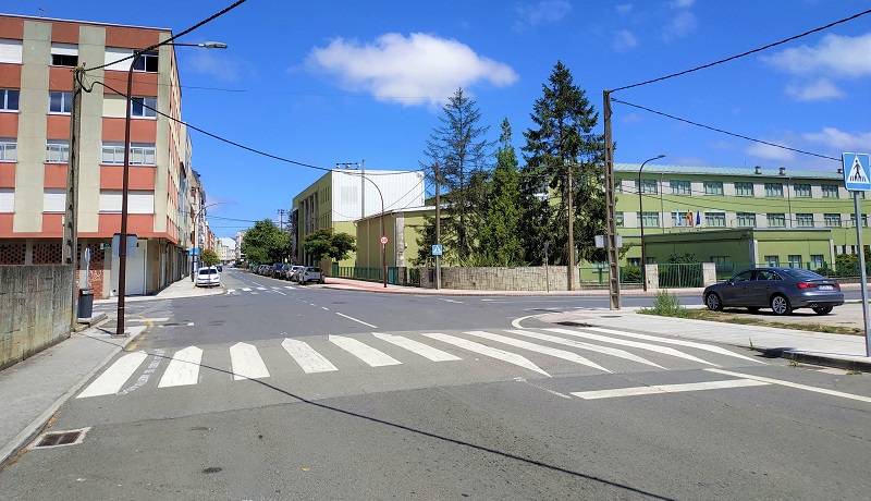 Neste cruce construirase unha glorieta