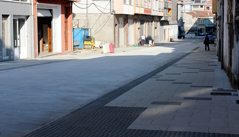 O primeiro treito da avenida das Flores est listo