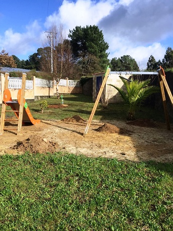 A instalacin do parque infantil est case lista