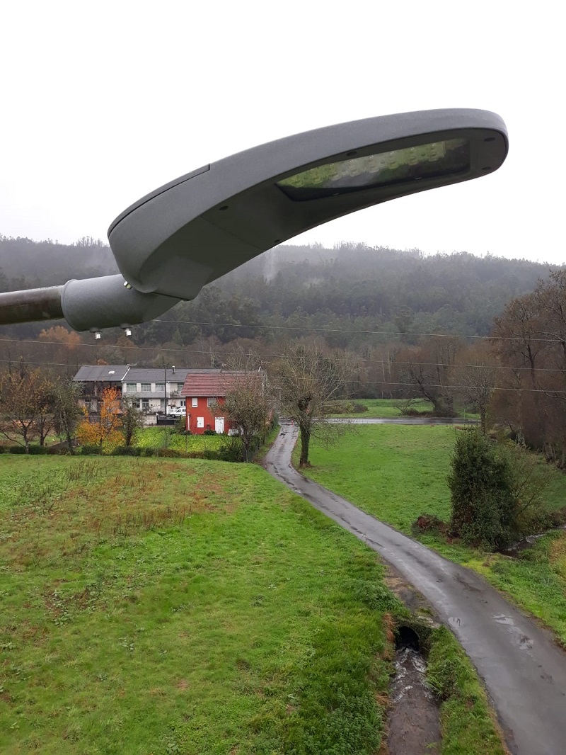 A instalacin dos puntos de luz comezou no lugar de Taboada