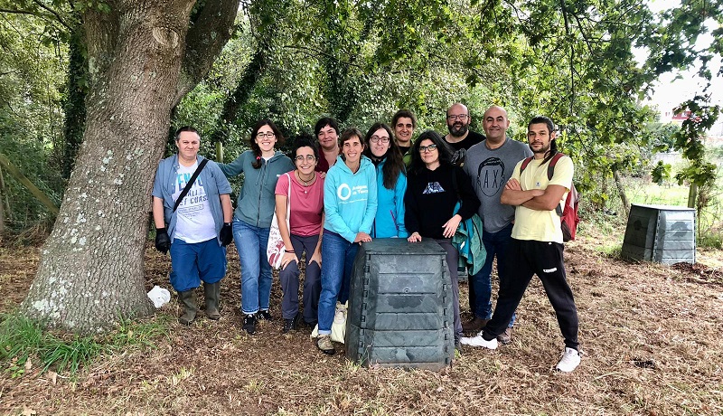 A visita a Carballo concluu no Horto Infantil Ecolxico Municipal